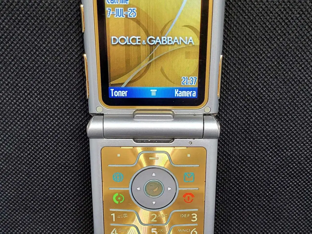 Billede 2 - Motorola Razr v3i Dolce & Gabbana edition 