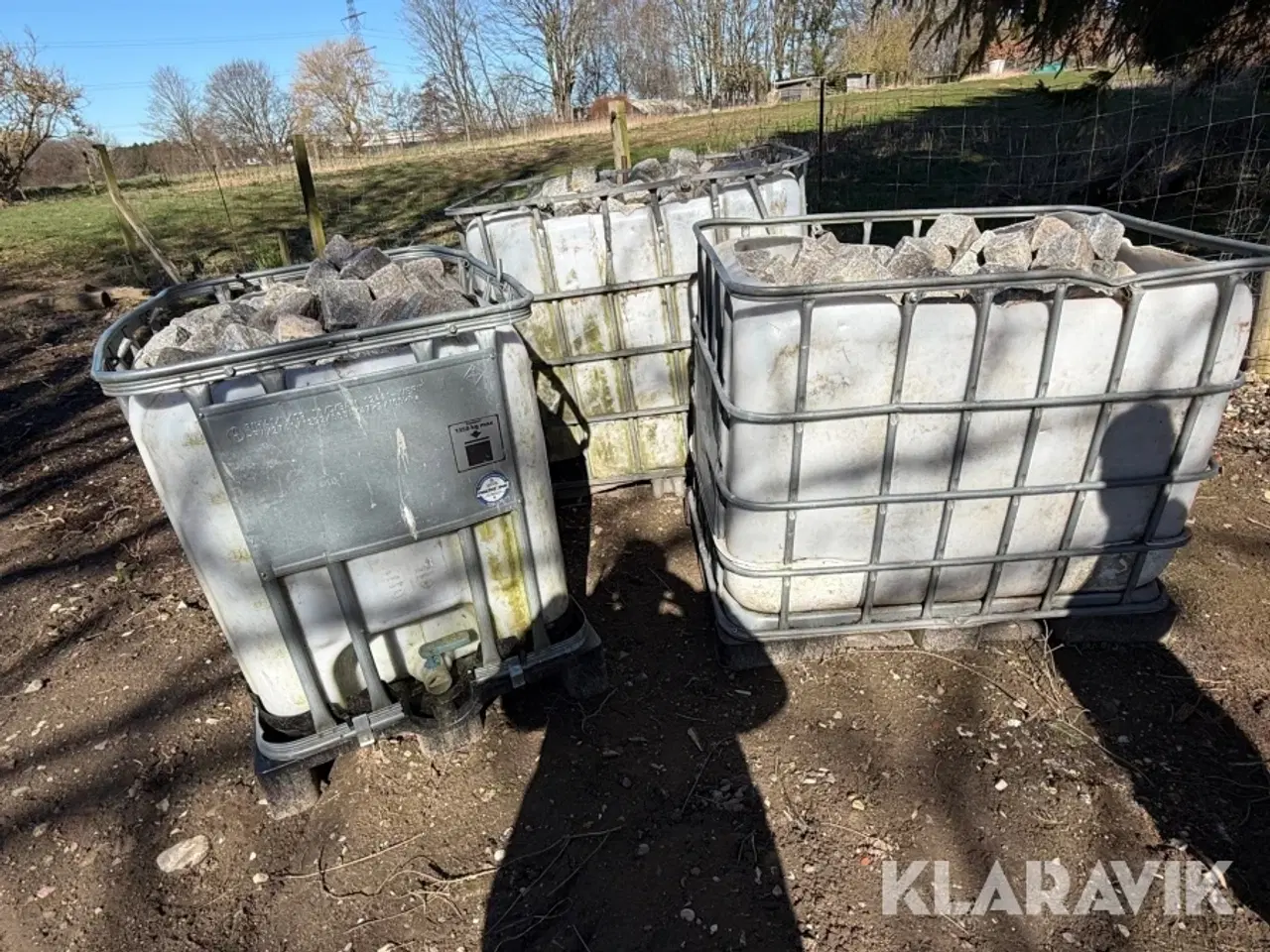 Billede 2 - Palletank med chaussésten 3 styk