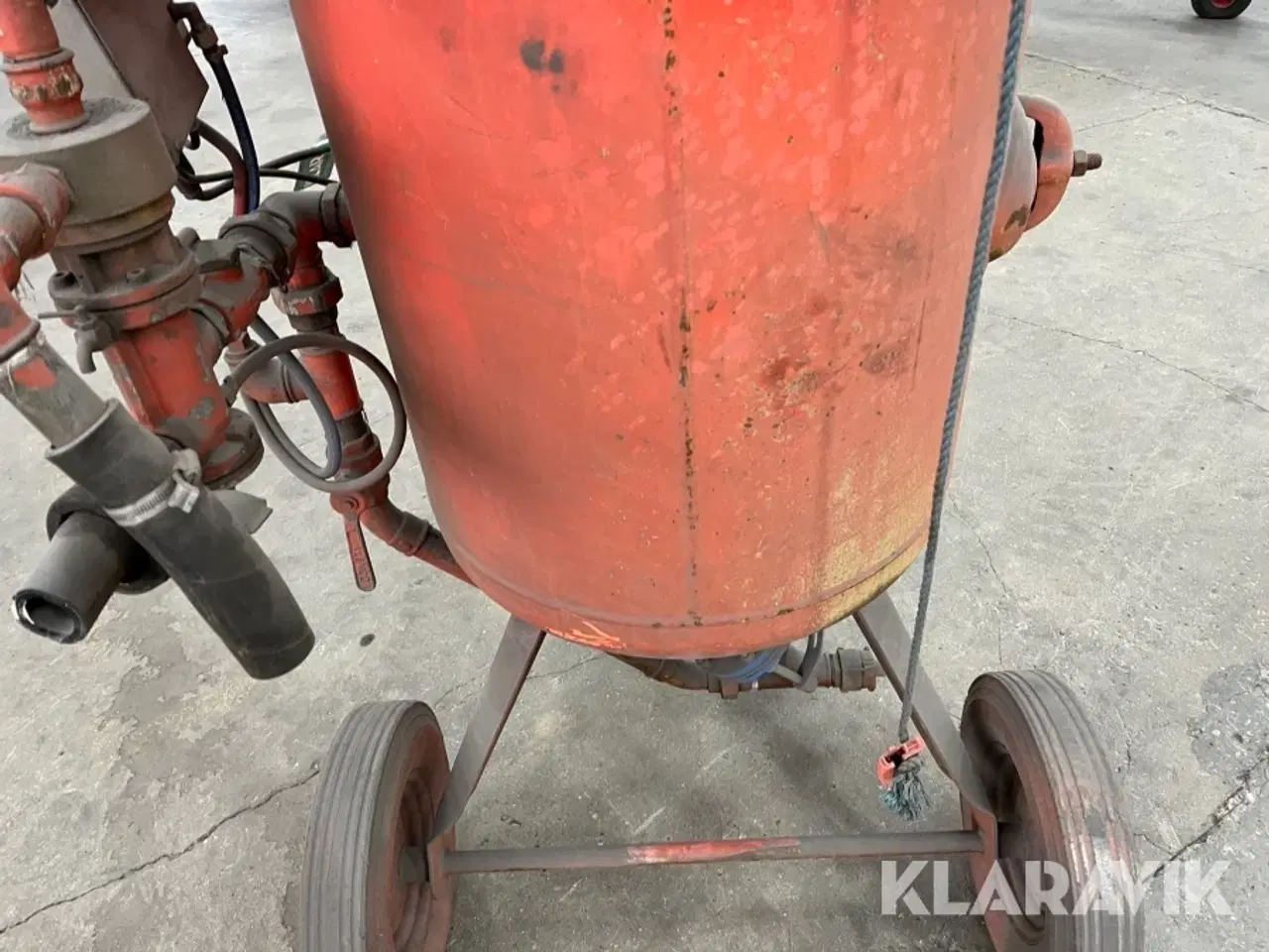 Billede 12 - Sandblæser CLEMCO 2452 200 liter