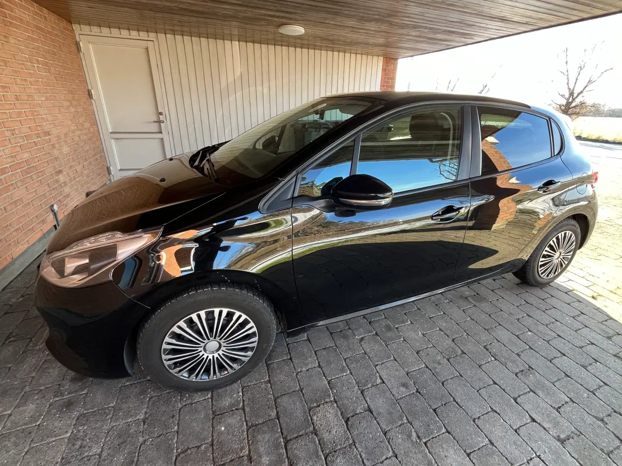 Billede 1 - Peugeot 208, 1.6 BlueHDi 100 Active 5d