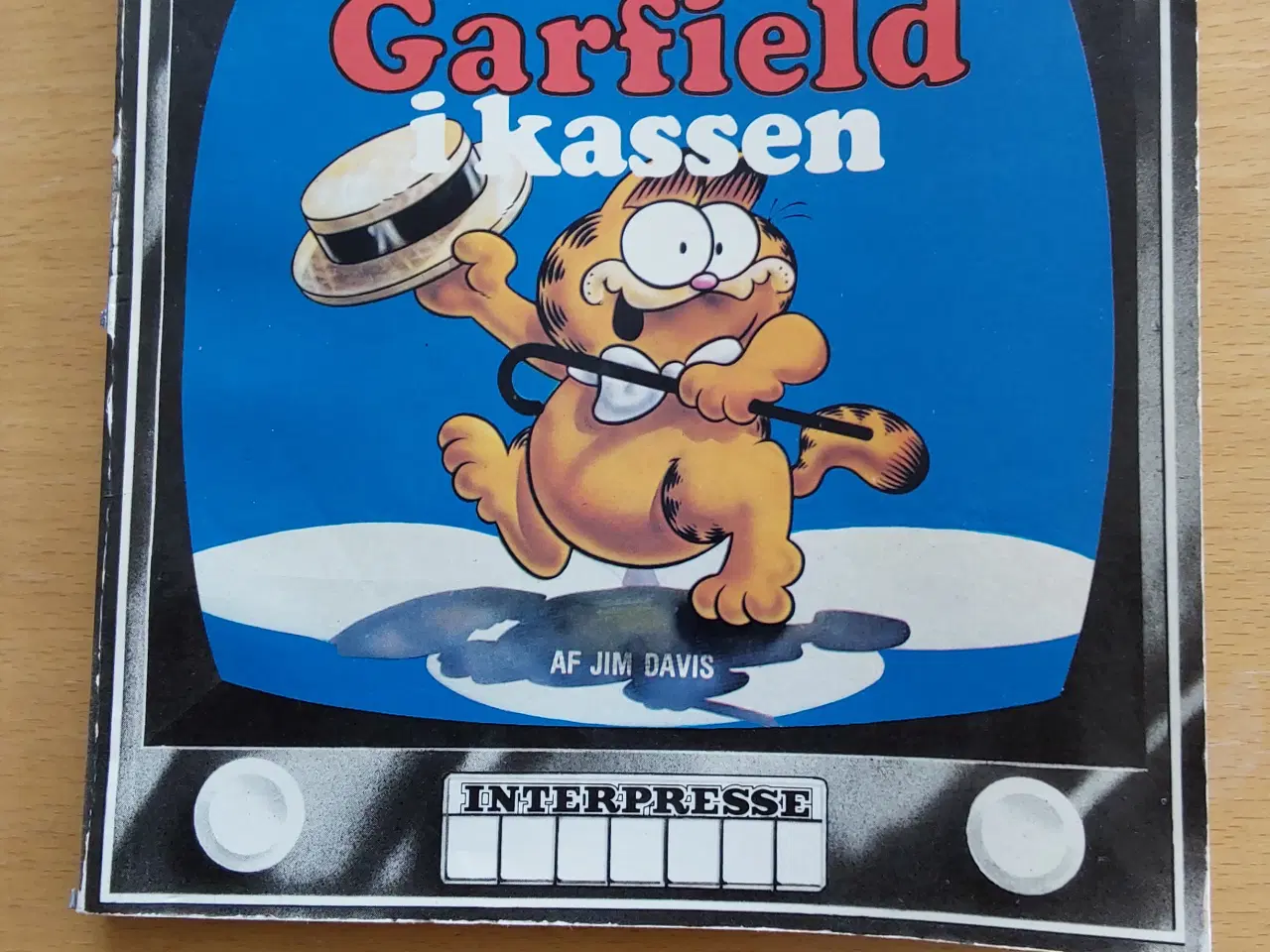 Billede 2 - Garfield i kassen og Garfield Den lede hankat 1