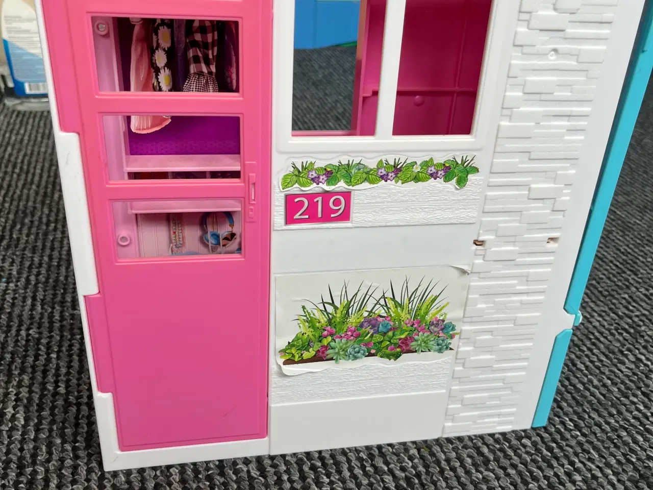 Billede 4 - Barbiehuse mm.