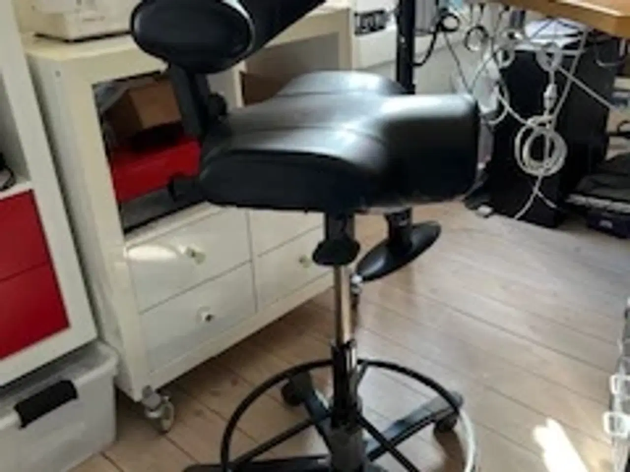 Billede 2 - Håg Capisco hæve/sænke skrivebordsstol