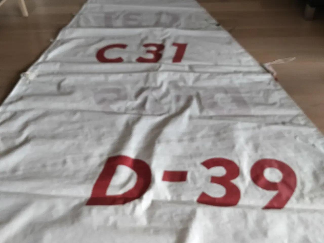 Billede 19 - Motor sejler med stor agter kahyt. Compass 31.