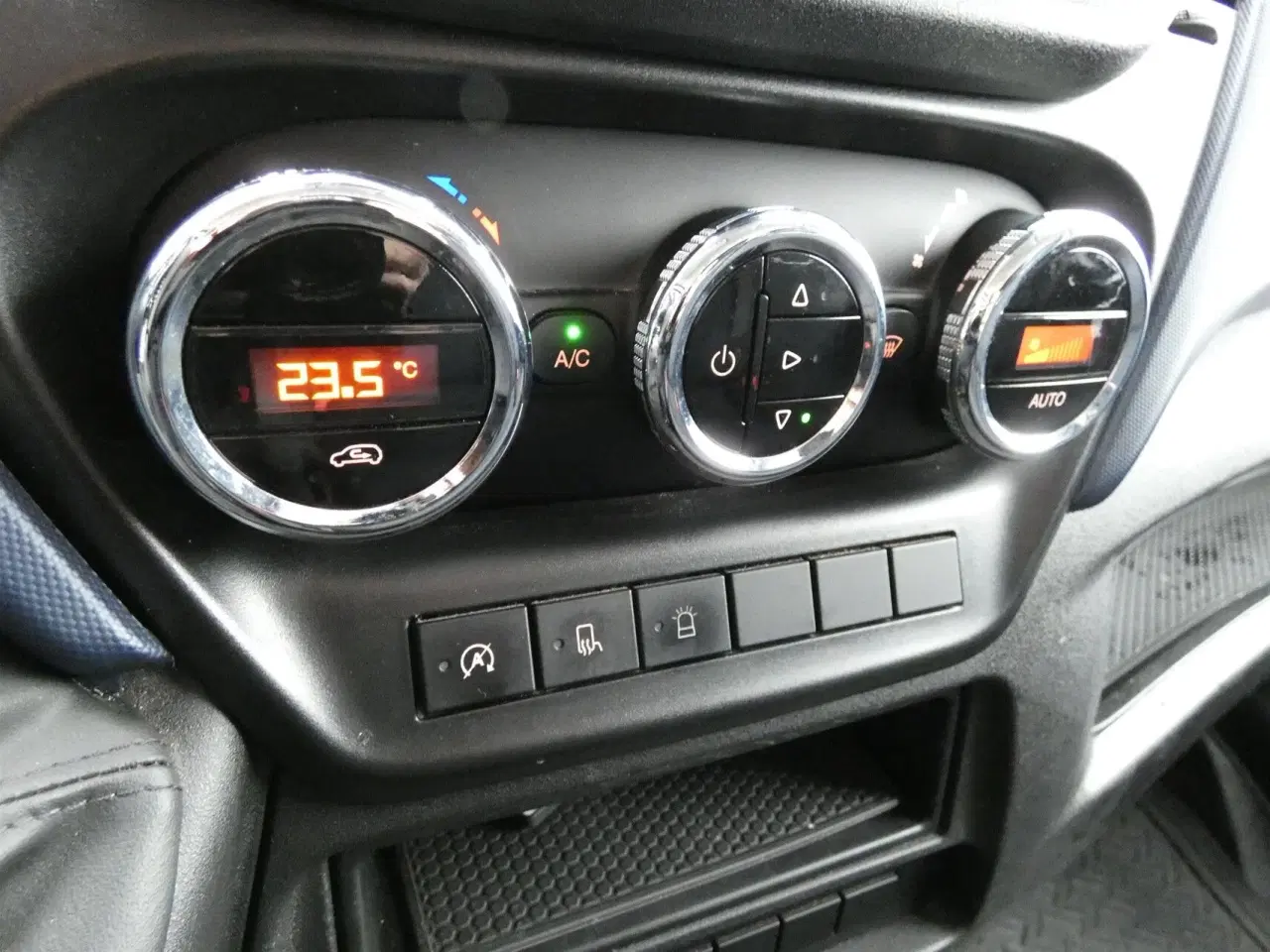 Billede 13 - Iveco Daily 35S16 12m3 2,3 D Hi-Matic 156HK Van 8g Aut.