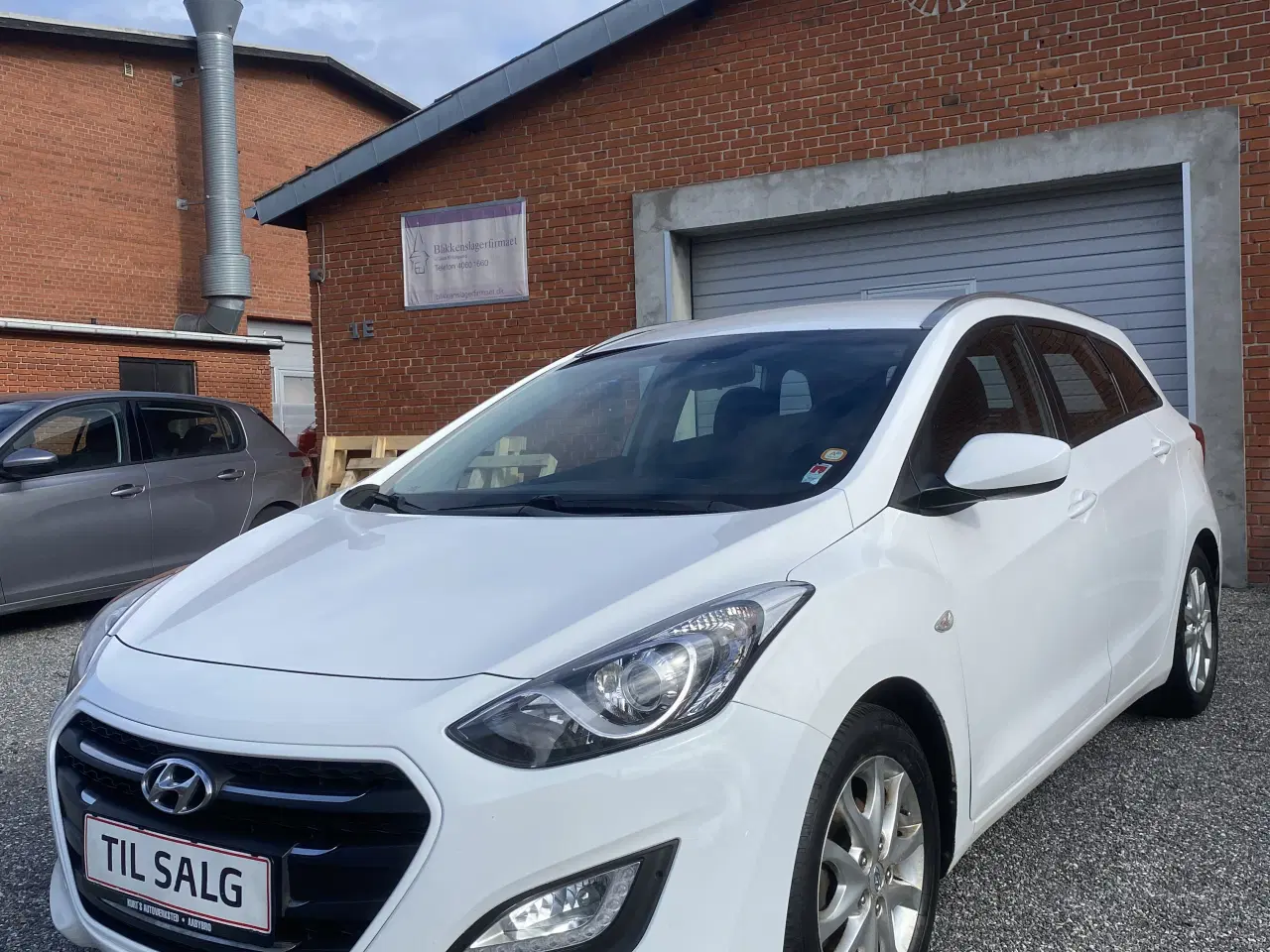 Billede 1 - Super flot og velkørende familiebil 🚘