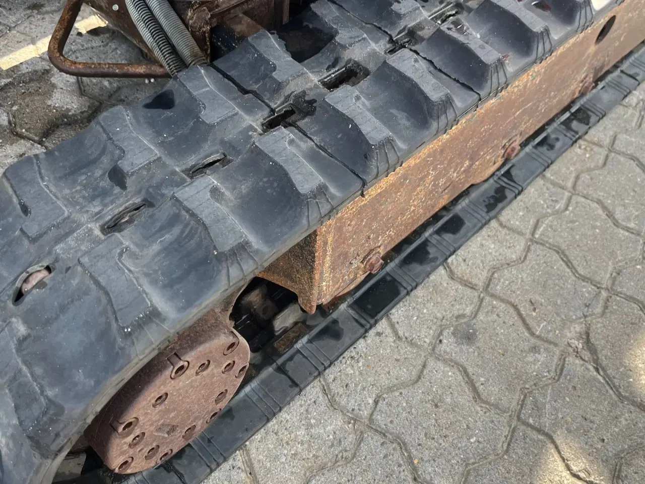 Billede 13 - Kubota U10-3 Kipbar planerskovl og 2 grave skovle