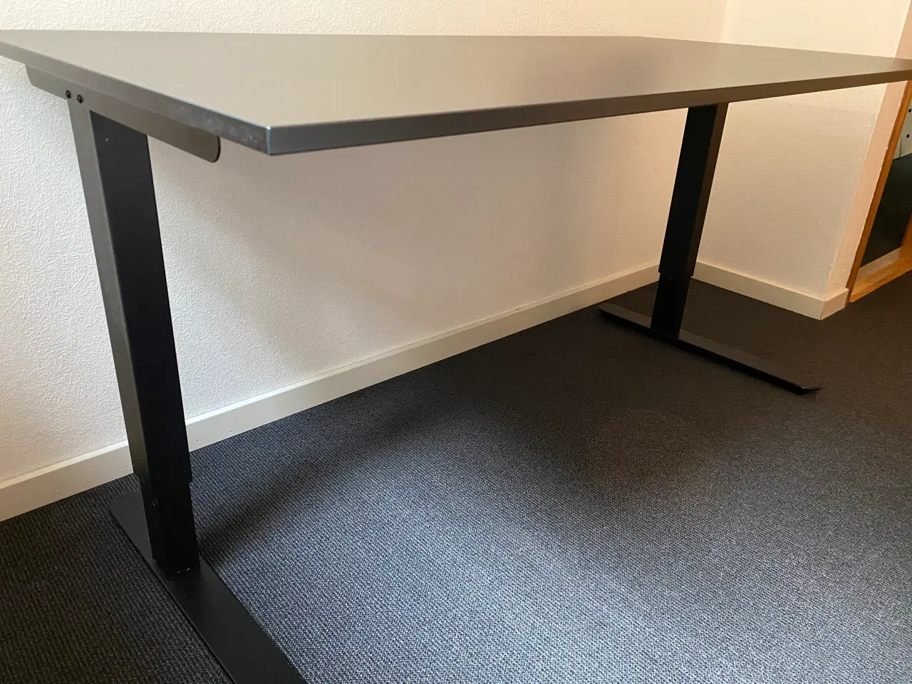 Billede 3 - Stavanger skrivebord fra Jysk 160 x 80 cm
