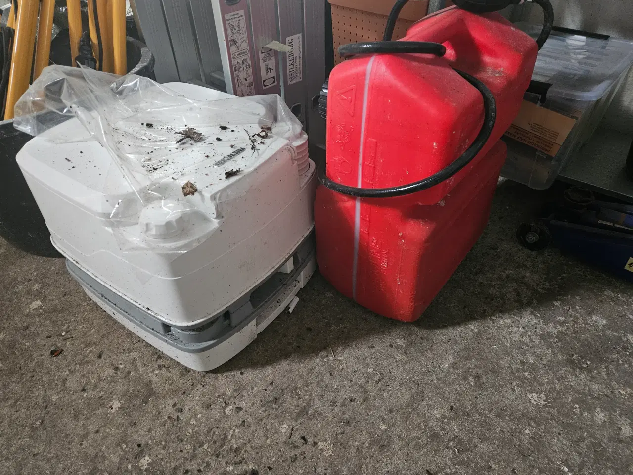 Billede 10 - 14 fod jolle med motor