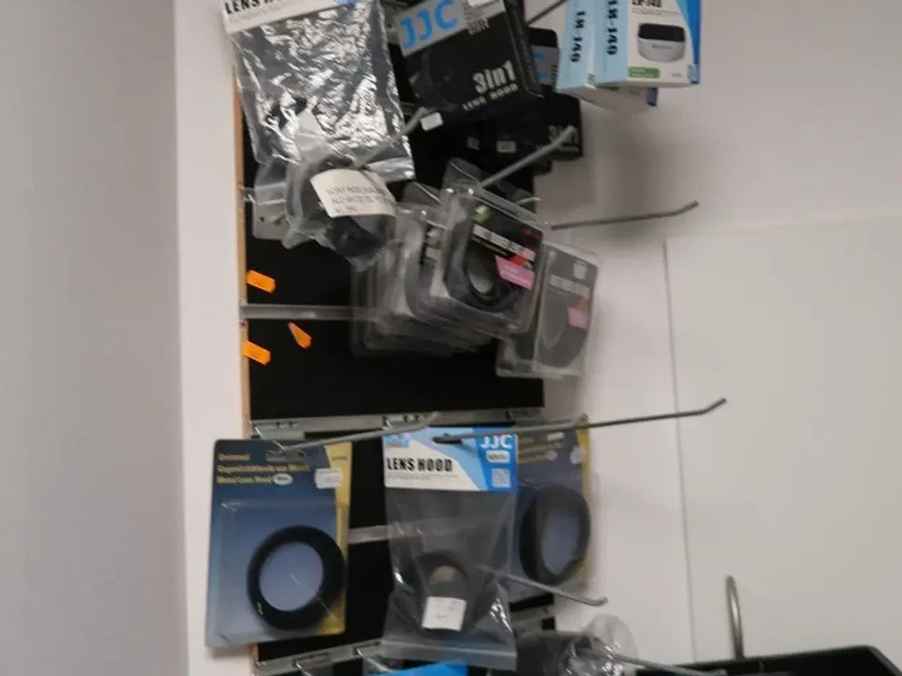 Billede 1 - Stativ med div. Lens hood