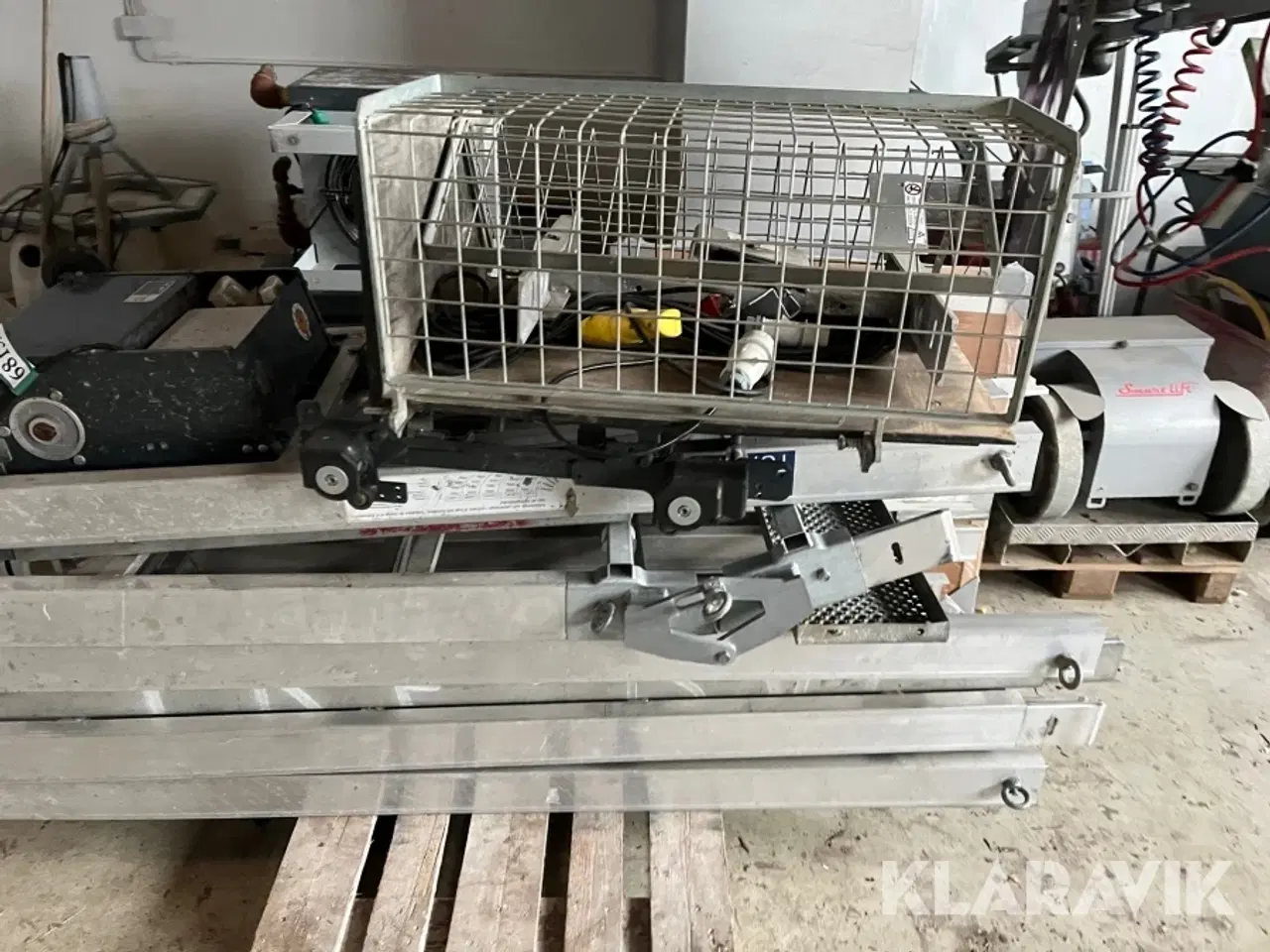 Billede 2 - Minilift materialelift Böcker