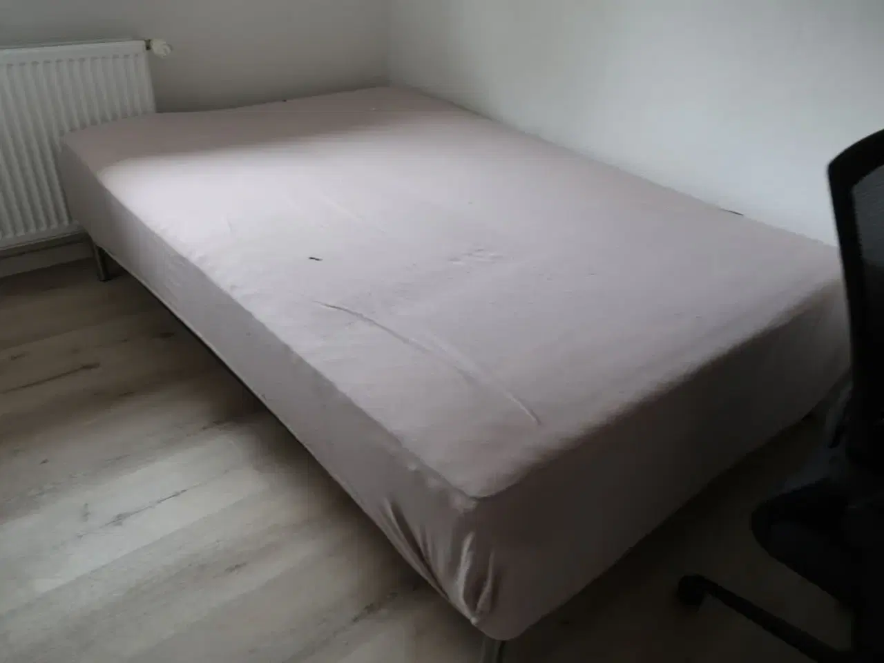 Billede 2 - Tøm rummet