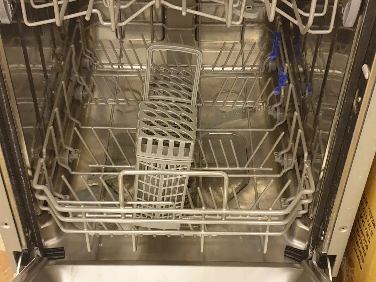 Billede 1 - Logik Slimline ppvaskemaskine