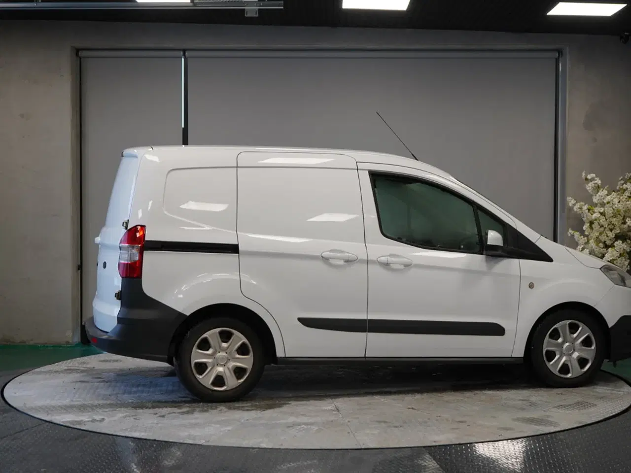 Billede 6 - FORD Transit Courier 1.5 TDCI – flere på auktion