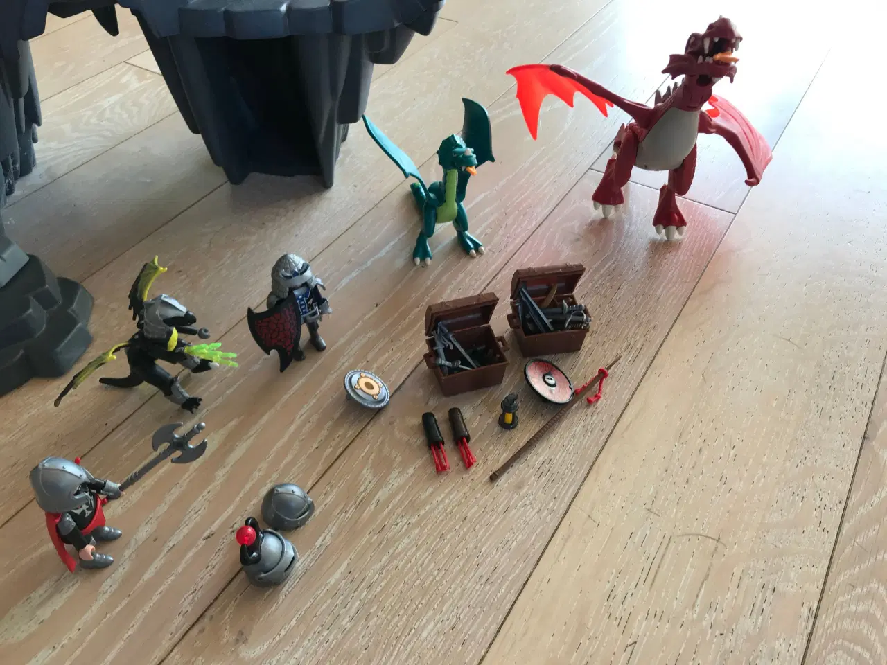 Billede 2 - Playmobil drageslot med figurer 