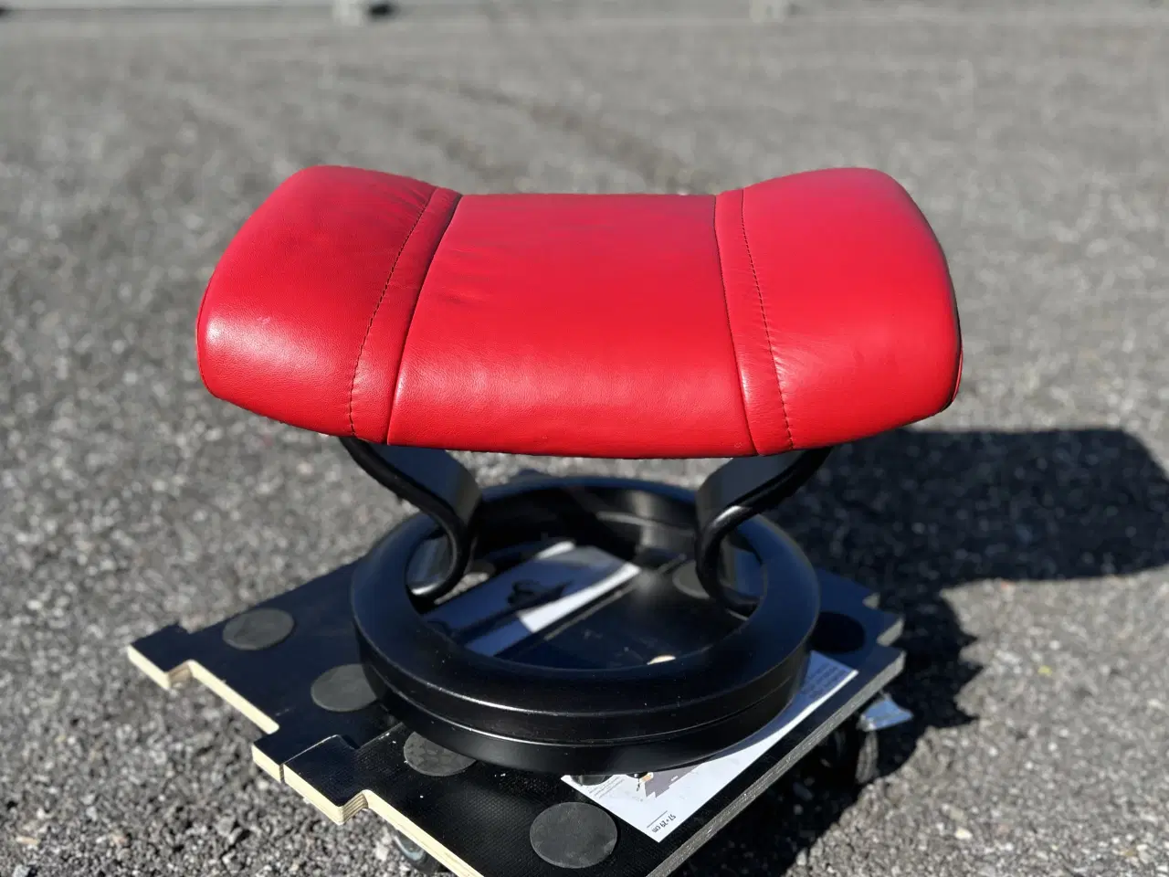 Billede 6 - Stressless, Rød Lænestol m. fodskammel, God stand