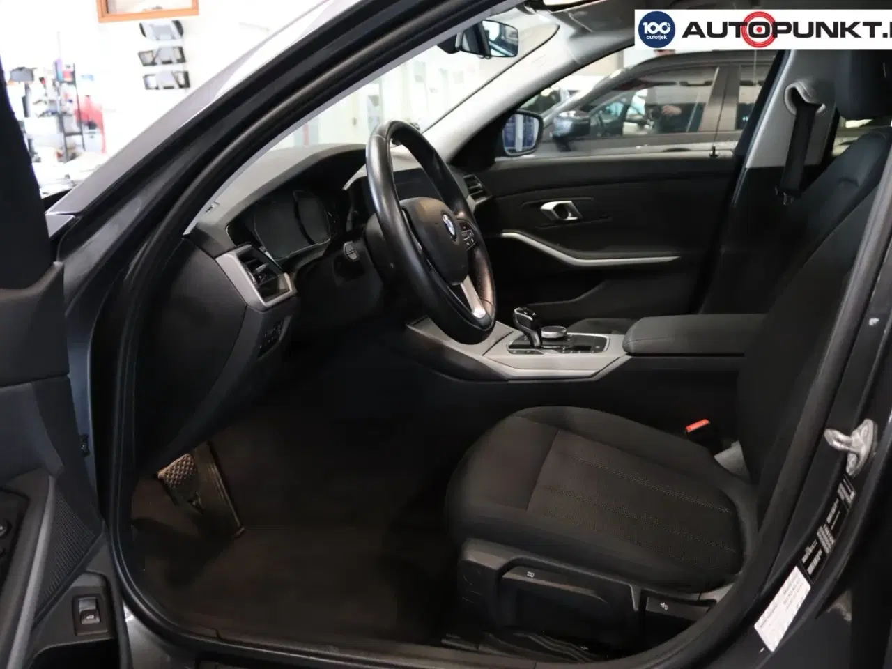 Billede 4 - BMW 320d 2,0 Touring Connected xDrive aut.