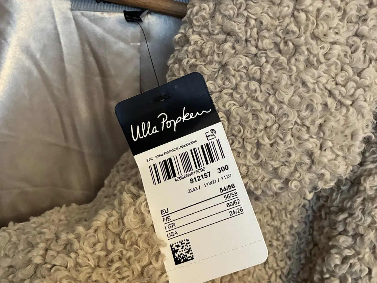 Billede 2 - Plys jakke Mrk Ulla Popken