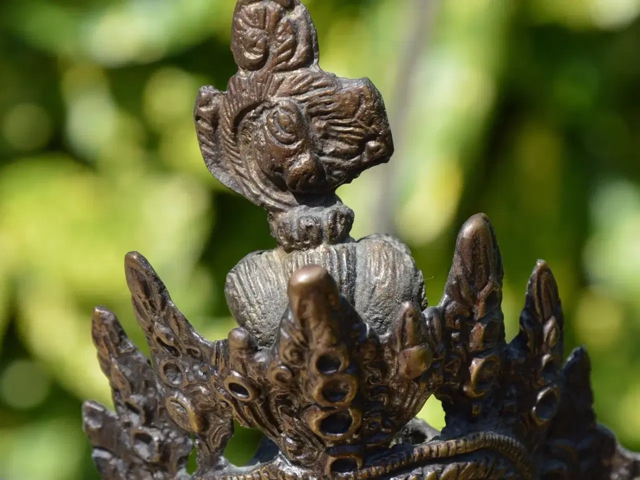 Billede 5 - Stor bronzestatue af Grøn Tara, 37 cm, Nepal