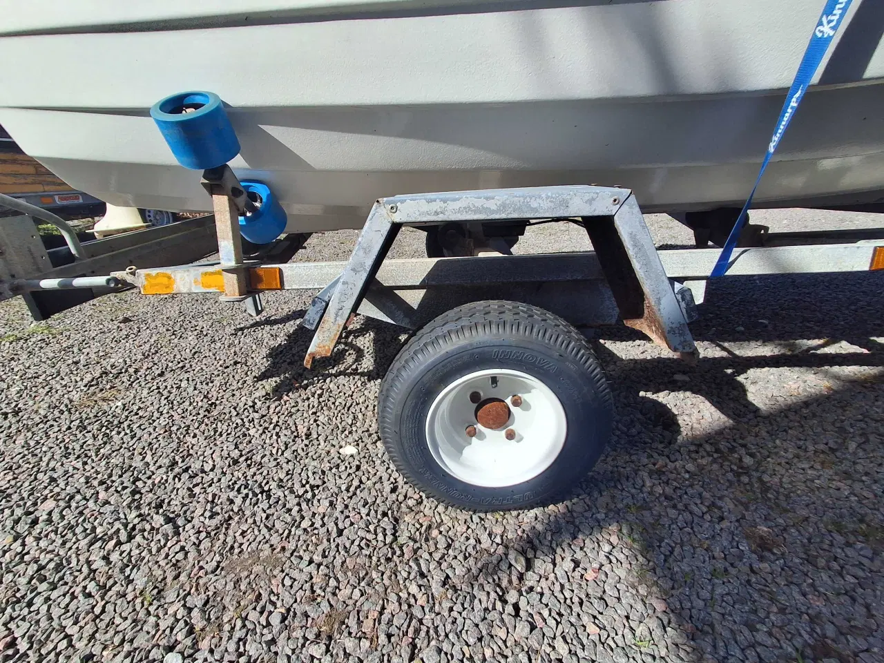 Billede 7 - Jolle med motor og trailer – klar til brug