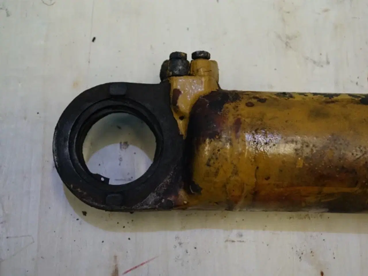 Billede 13 - Volvo L120 Styrecylinder H. VOE11088049