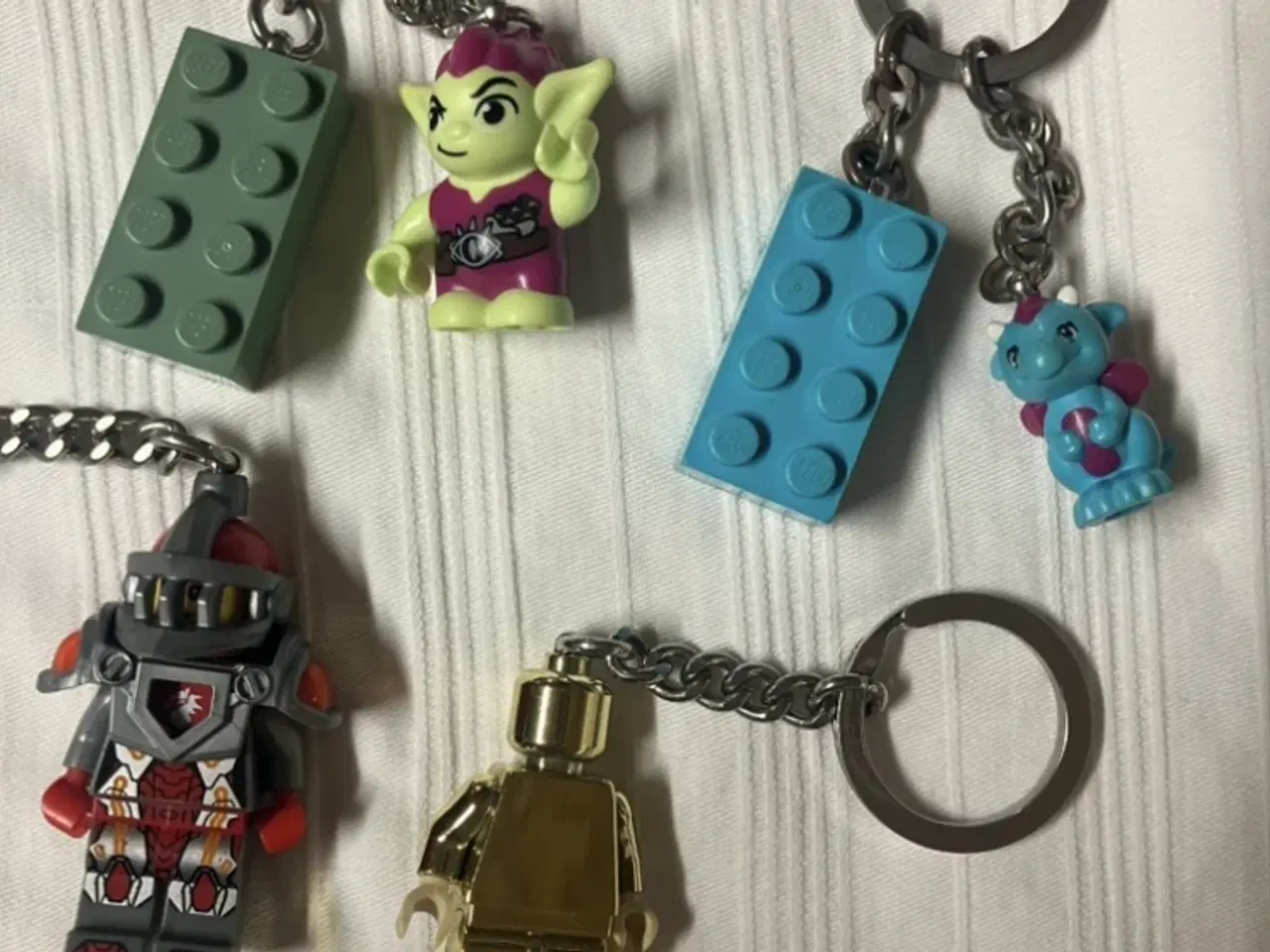 Billede 2 - LEGO nøgleringe 