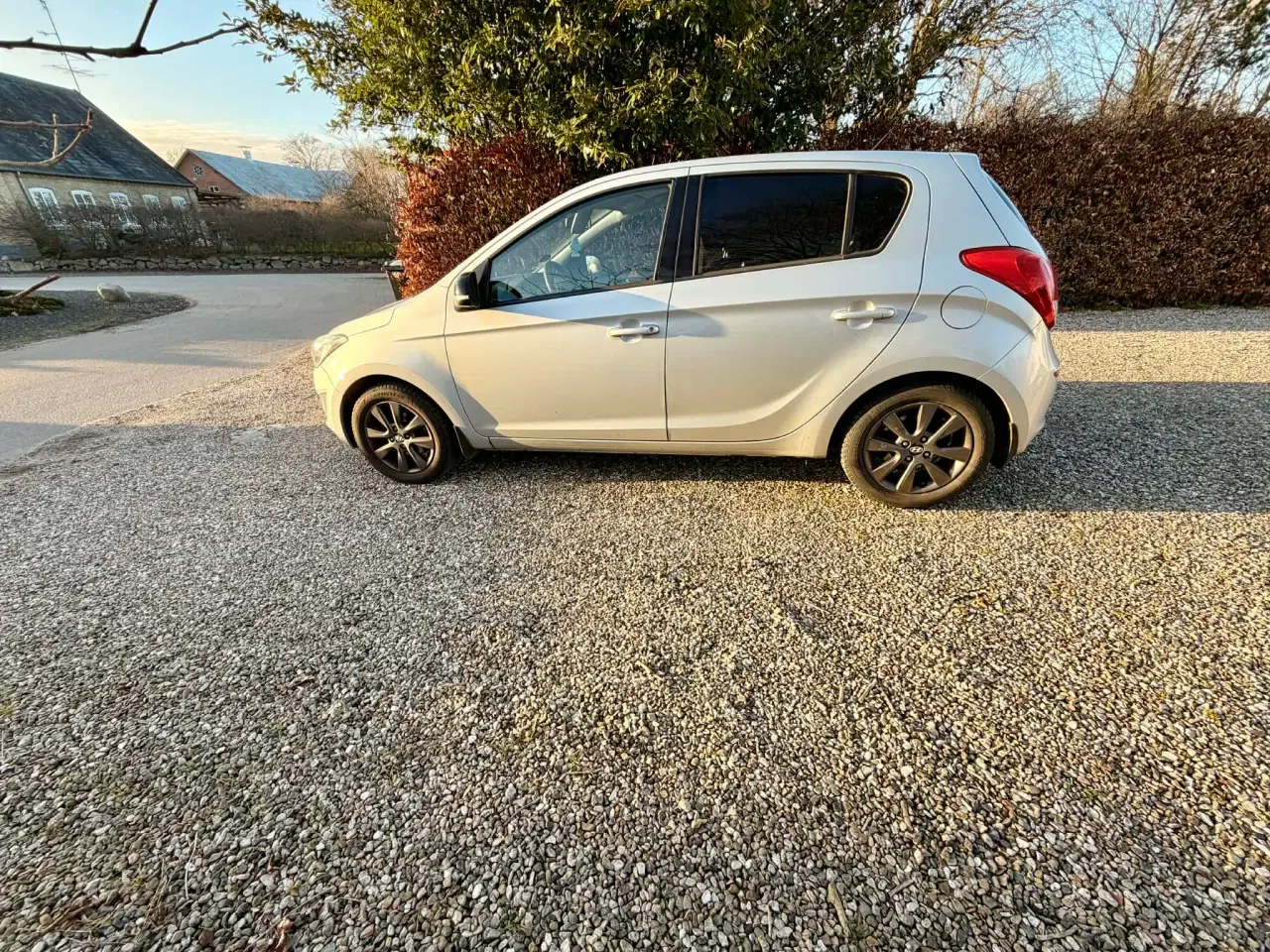 Billede 2 - 2 Ejers bil bemærk med fartpilot + Nysynet