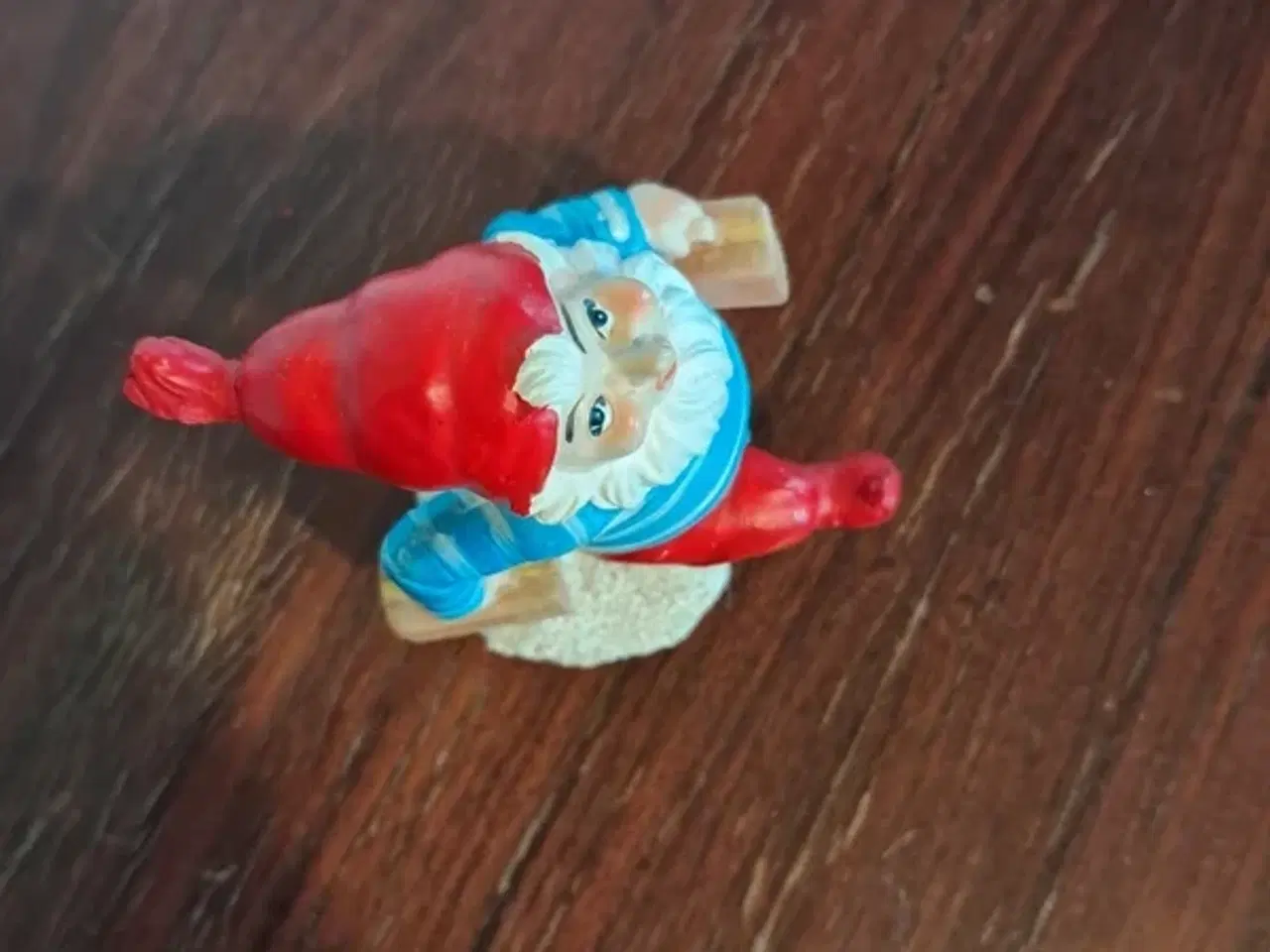 Billede 5 - Nisse med kufferter