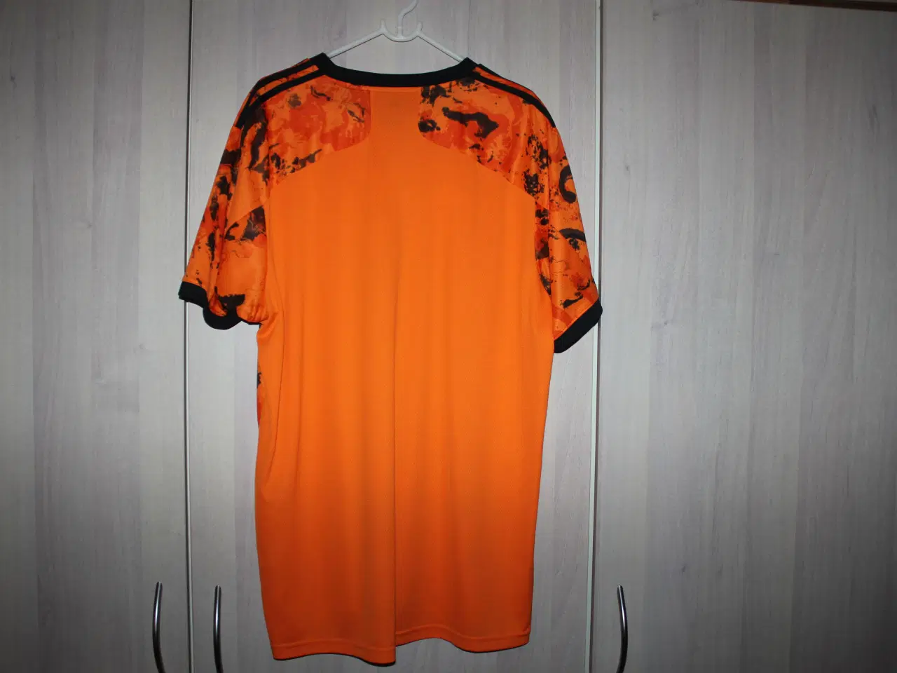 Billede 2 - Juventus FC Tredje Trøje (Sæson 21/22)