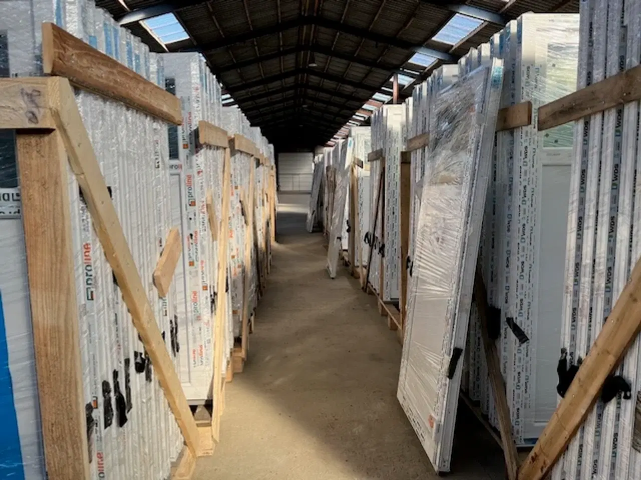 Billede 1 - Udhusdør 