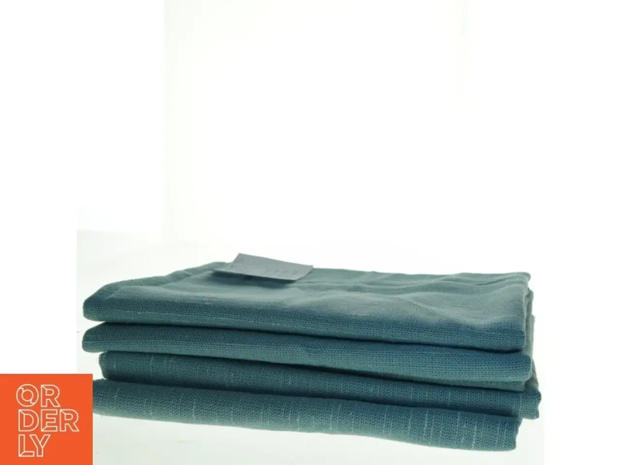 Billede 1 - Fire stykker blåt gardindtof str. ( 106 x 140 cm og 36 x 140 cm og 65 x 140 cm)