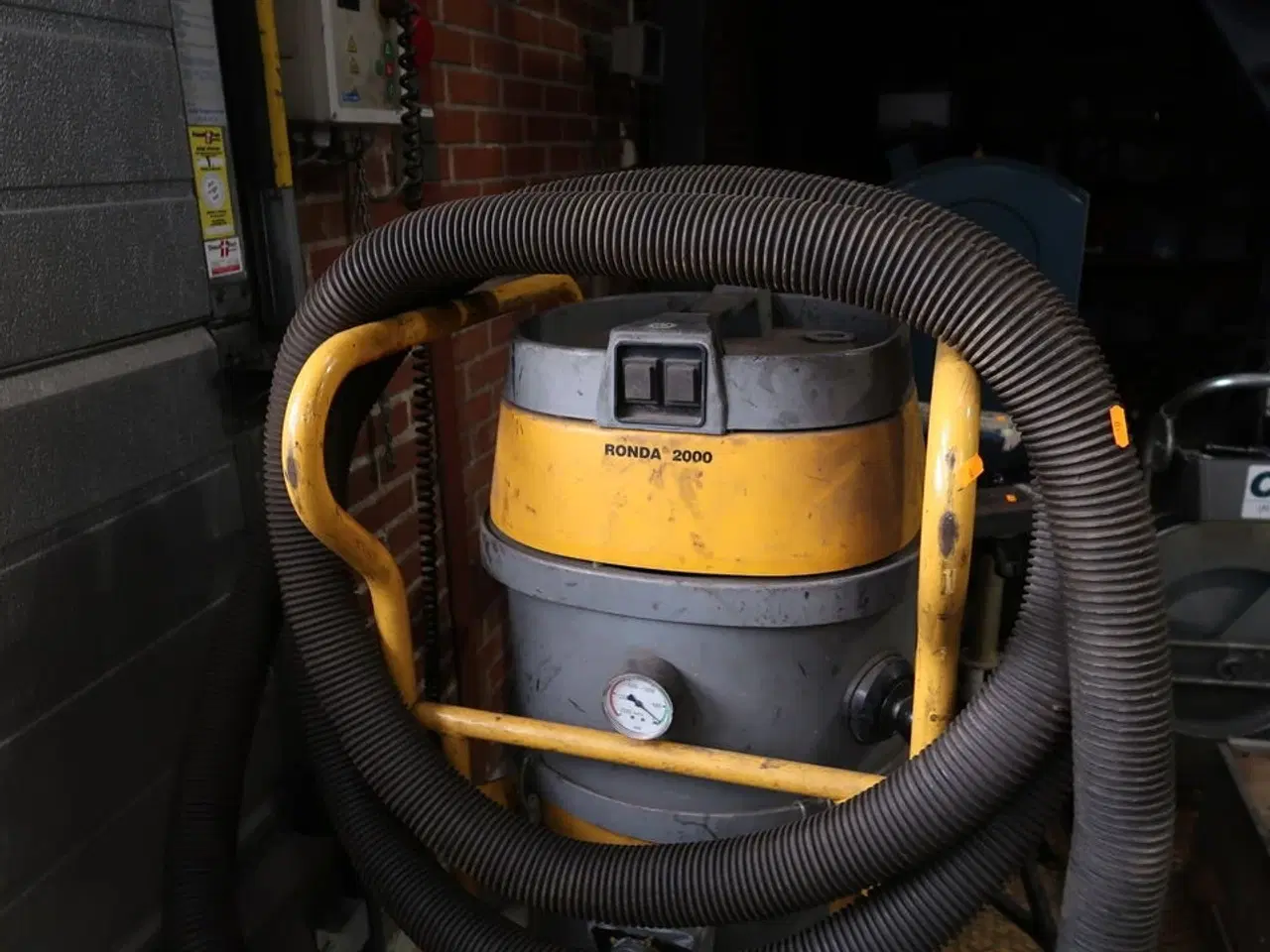 Billede 2 - Støvsuger RONDA 2000