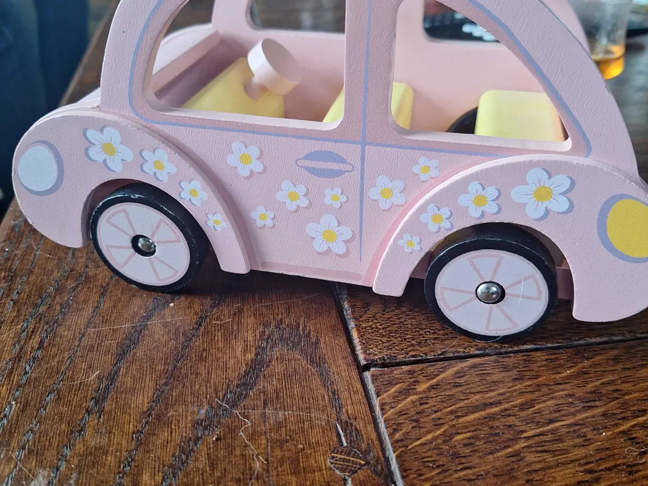 Billede 1 - FLOT DUKKEHUS med tilbehør