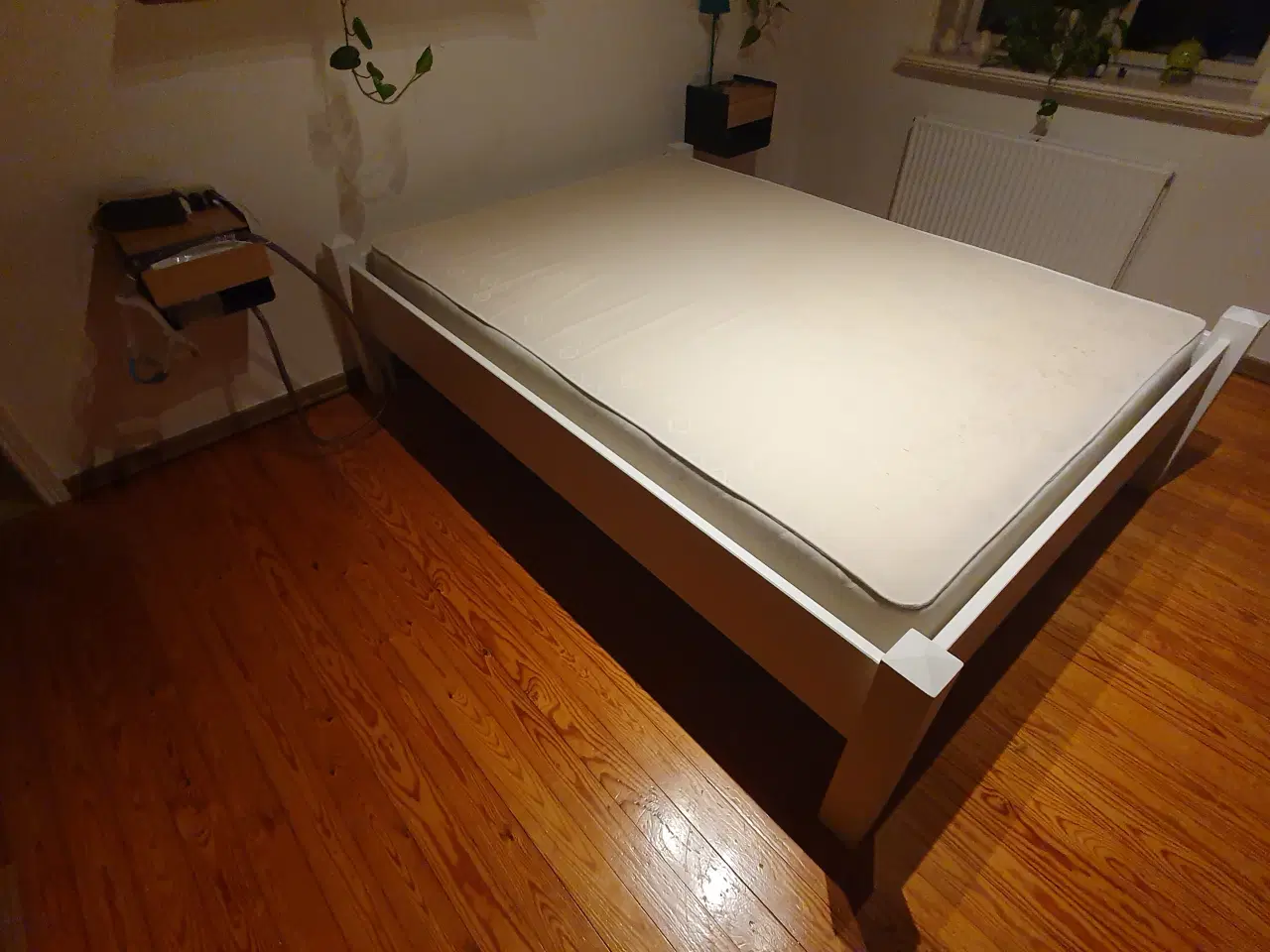 Billede 1 - Sengeramme