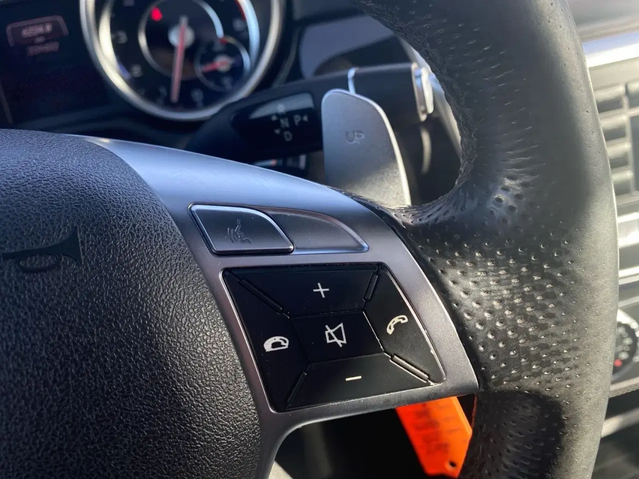 Billede 20 - Mercedes-Benz ML63 AMG 5,5 V8 4Matic 525HK 5d 7g Aut.