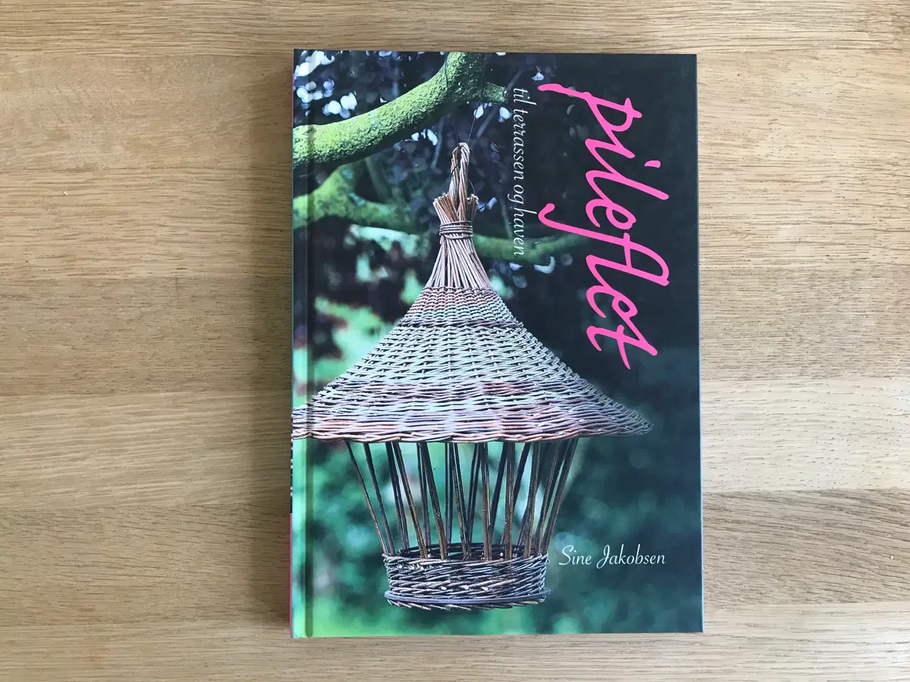 Billede 1 - Pileflet til terrassen og haven  - Sine Jakobsen