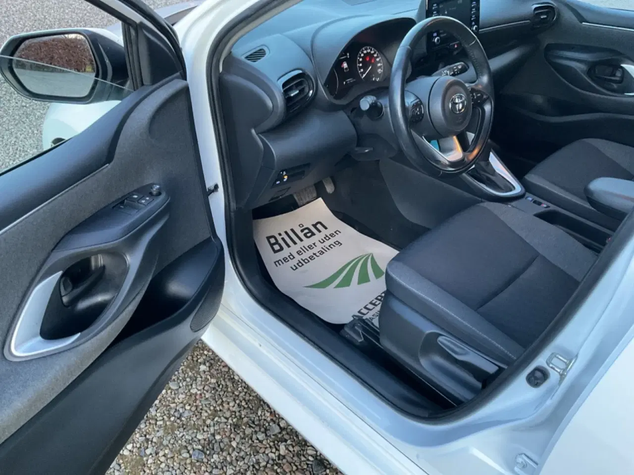 Billede 10 - Toyota Yaris 1,5 Hybrid Active e-CVT