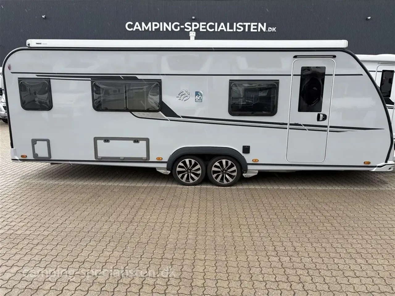 Billede 1 - 2024 - Knaus Südwind 650 PEB   Knaus Südwind 650 PEB 2024 med Alde - Se den nu hos Camping-Specialisten.dk