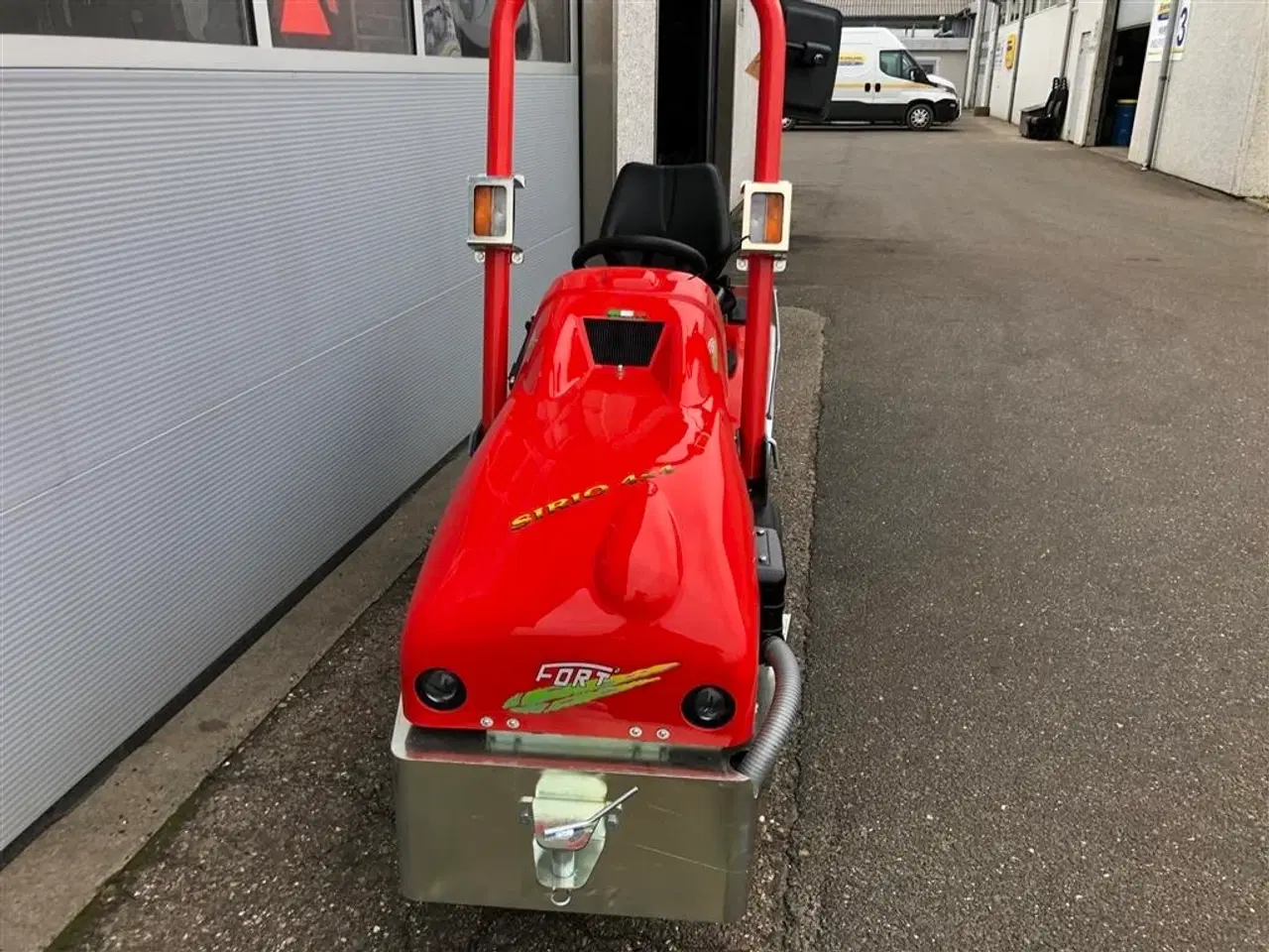 Billede 3 - Fort Sirio 4x4 Udstillings maskine