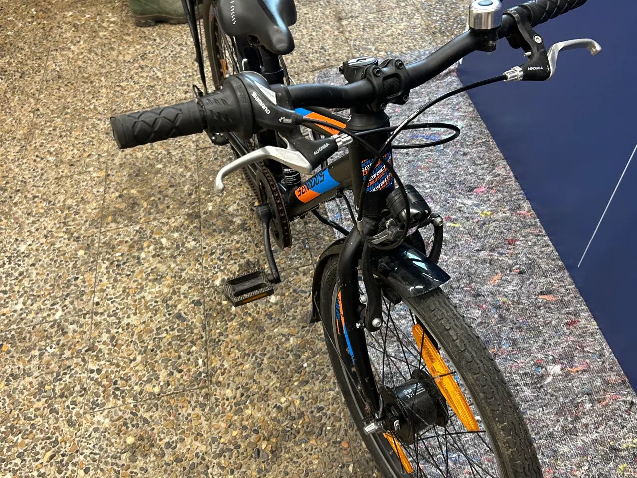 Billede 3 - Drenge cykel m 7 gear serious med lås 