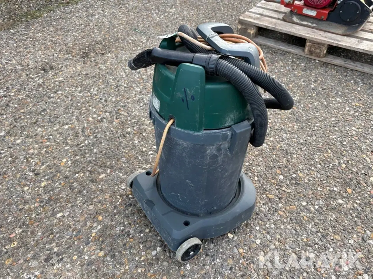 Billede 3 - Vandstøvsuger Nilfisk GWD 335C