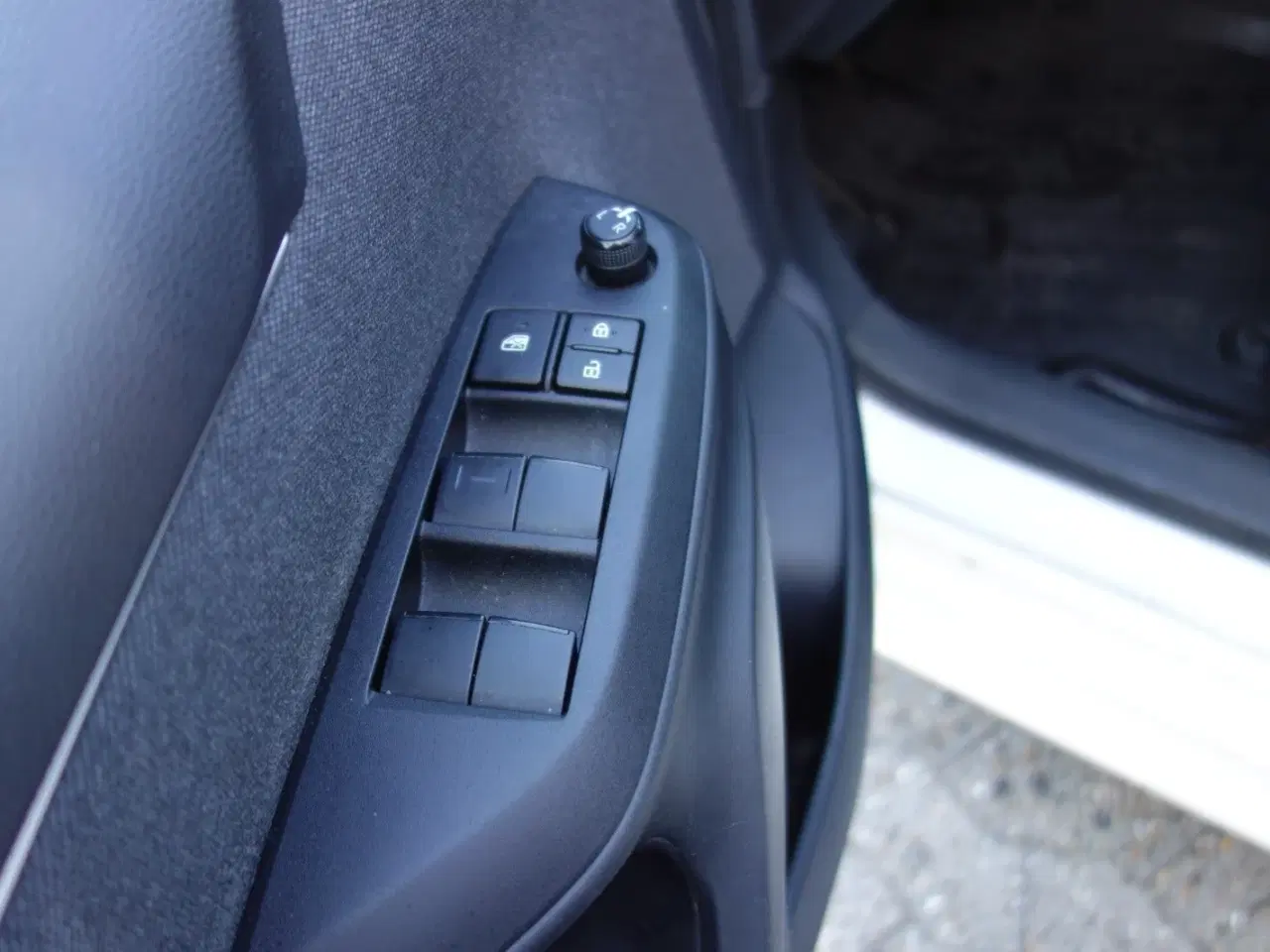 Billede 5 - Toyota Yaris 1,5 Hybrid Essential Comfort e-CVT