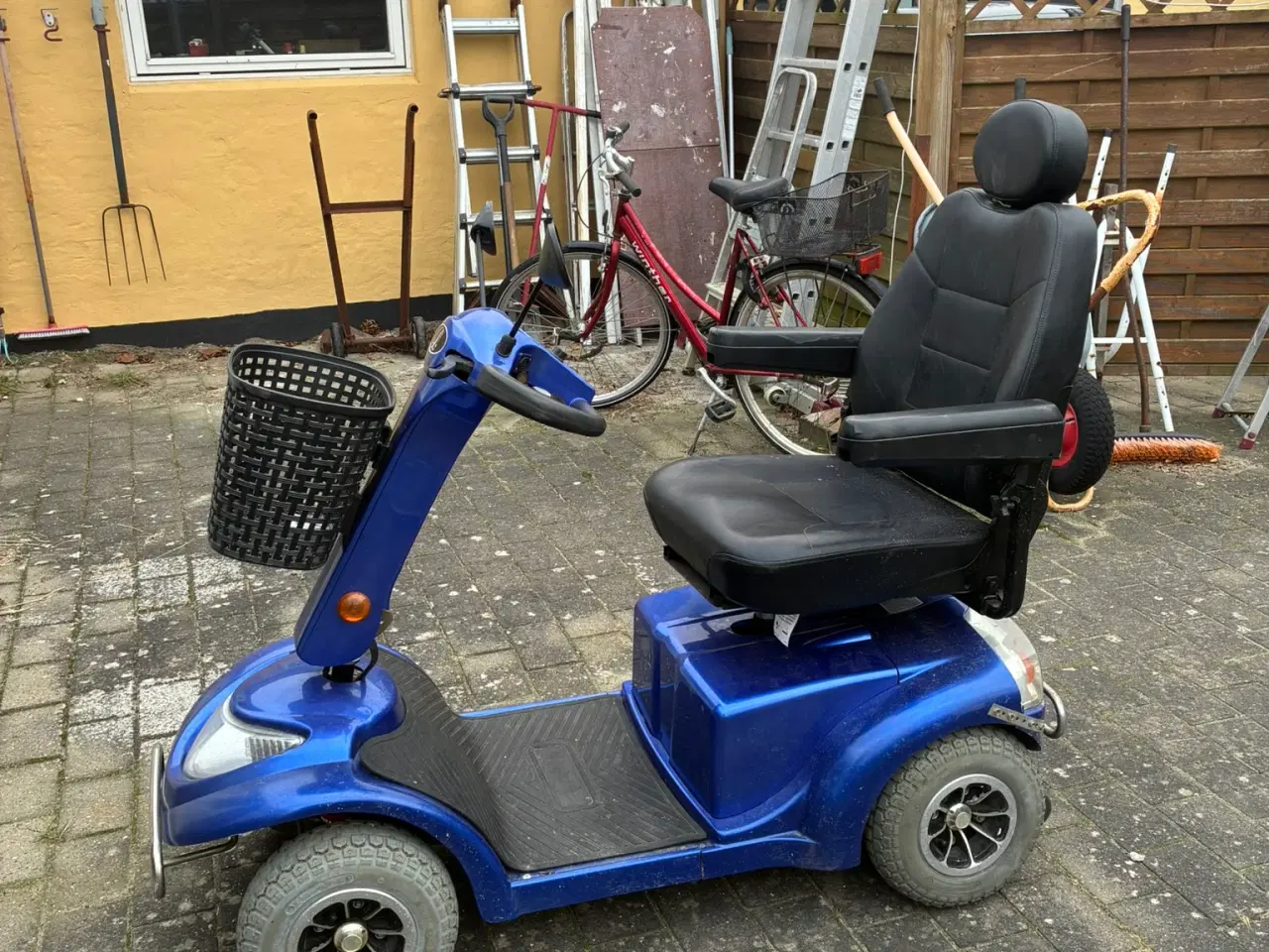 Billede 2 - 4 hjulet scooter Lindebjerg: