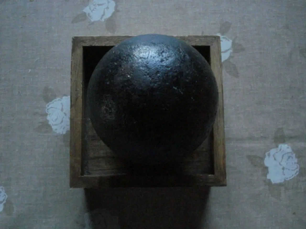 Billede 3 - kanonkugle diameter 10 cm