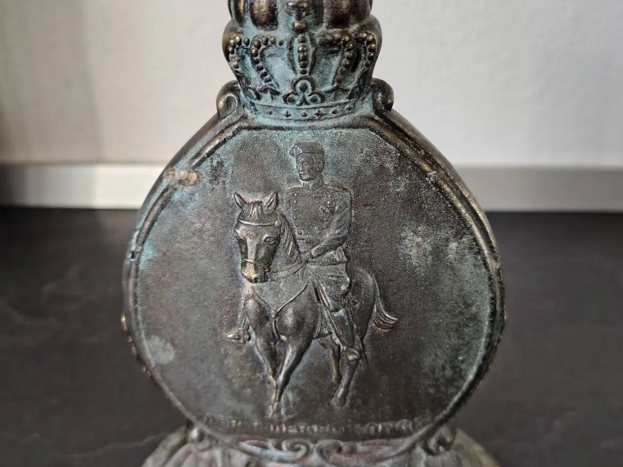 Billede 1 - “Kong Christian X lysestage 15 cm høj 