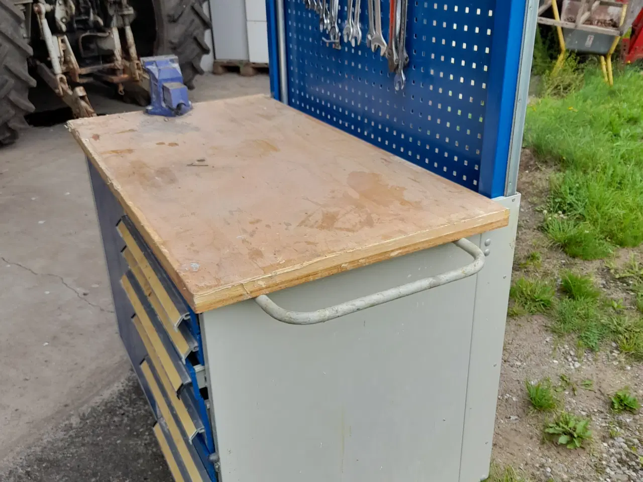 Billede 2 - Blika værkstedbord 