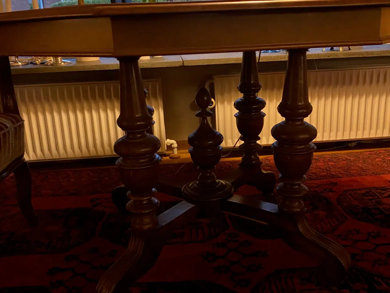 Billede 3 - Sekskantet bord - diameter 1 meter