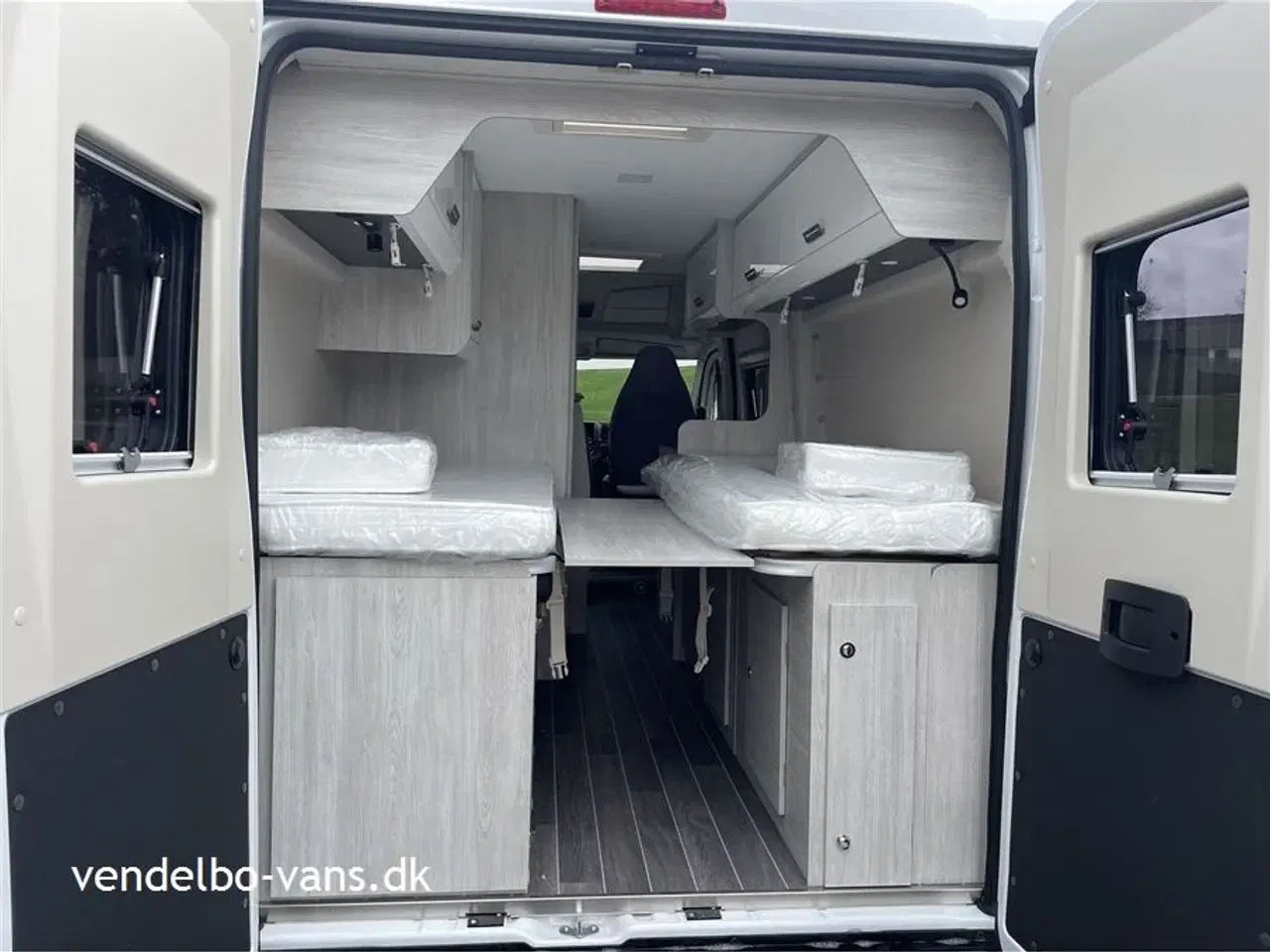 Billede 5 - 2026 - Rollerteam Livingstone Sport 6 Korteste model med enkeltsenge