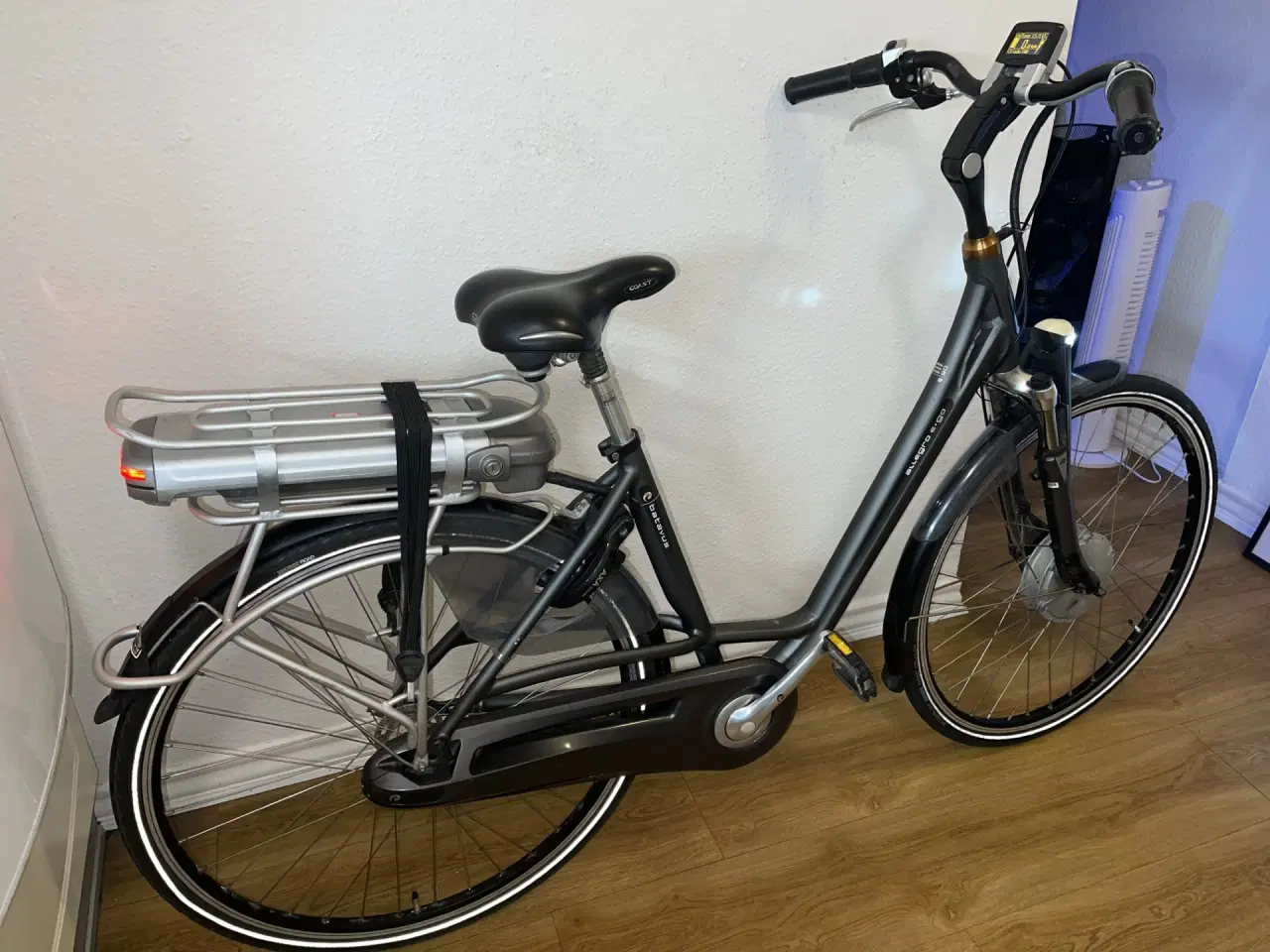 Billede 2 - flot batavus allegro e go dame elcykel 28" 7 gear.