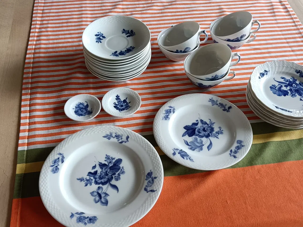 Billede 1 - Blå Blomst kopper desserttallerkener.